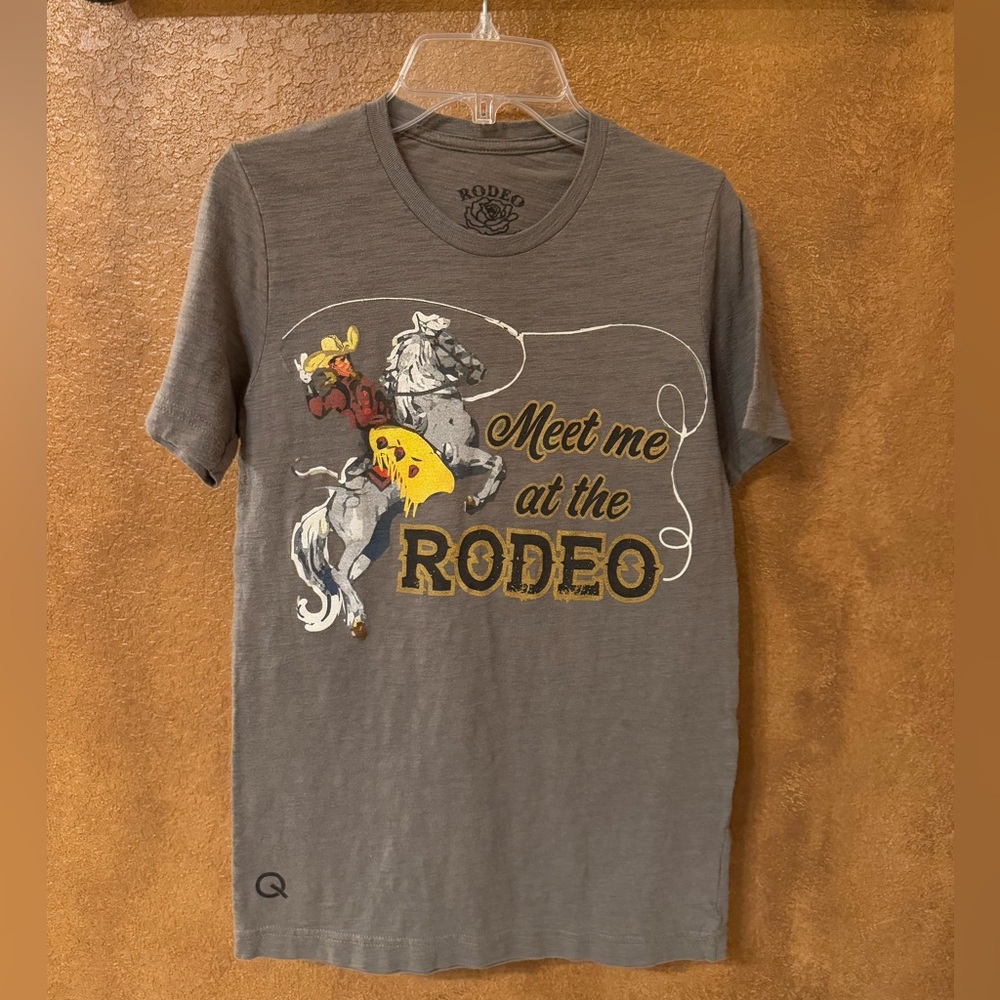 Rodeo Quincy Meet Me At The Rodeo Gray Short Sleeve Cowboy Horse T-Shirt Size S